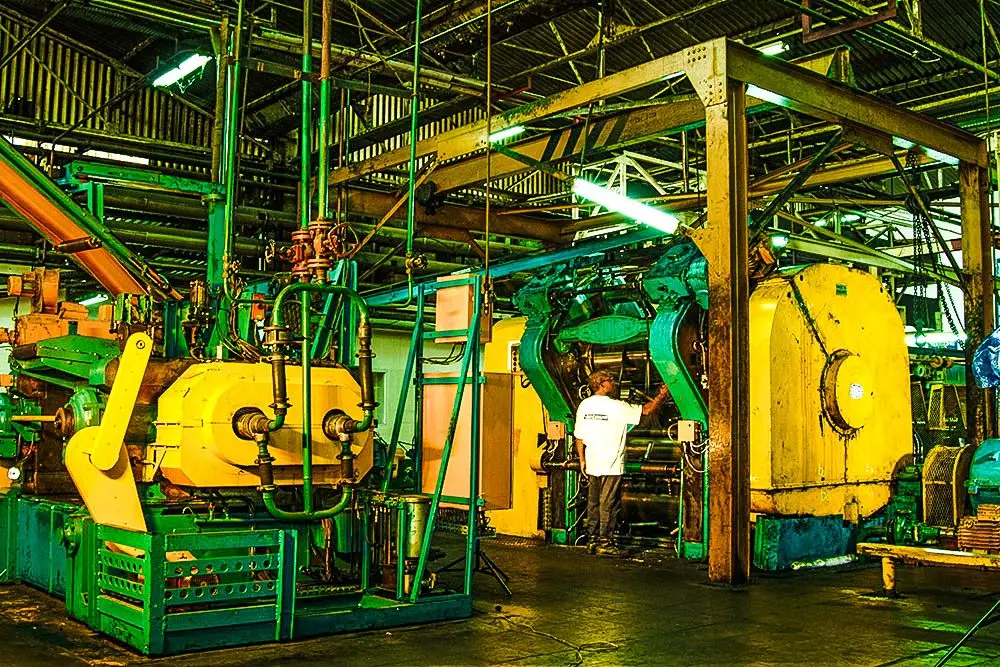 Factory photography of Hyprid lighting